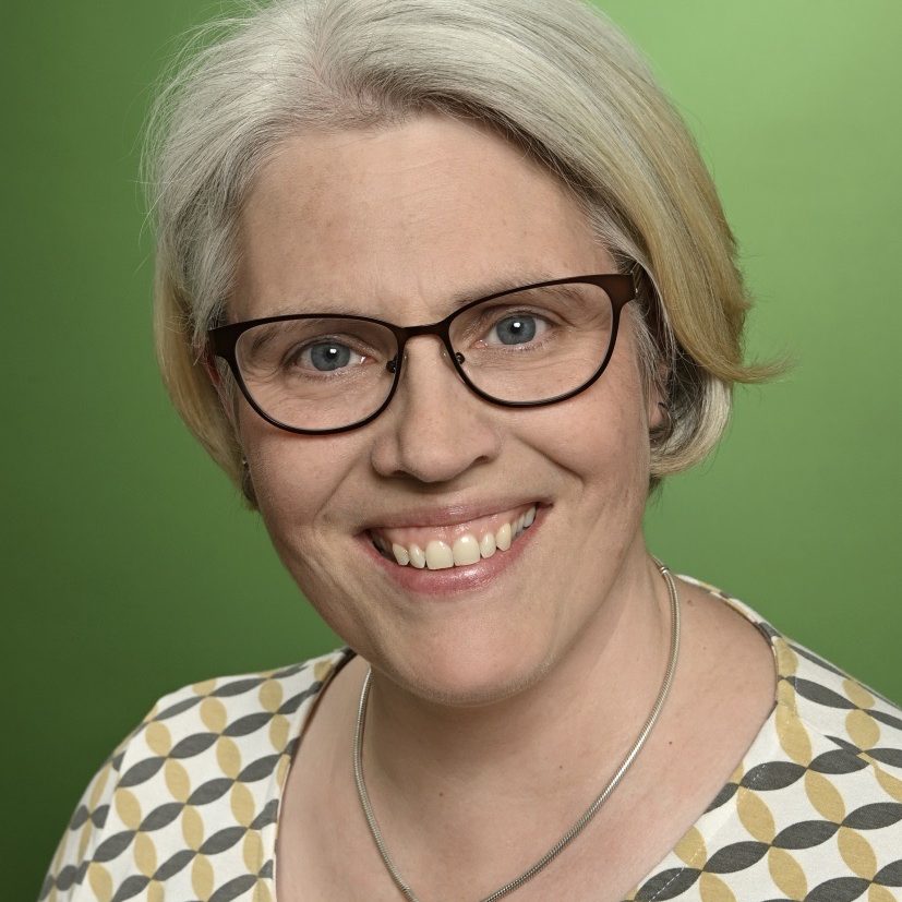 Physiotherapeutin und Osteophatin Denise Aninat Physiotherapeutin und Osteophatin Denise Aninat